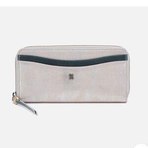 NWT HOBO Silver Max Large Zip Around Women Checkbook Wallets